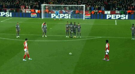 姆巴佩连续十场比赛得分超过刷新纪录，阿森纳不断突破！全场沸腾不已的简单介绍-开云首页入口