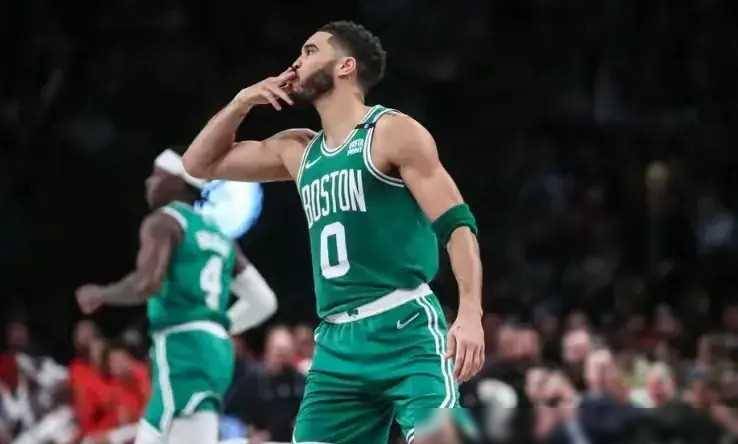 包含德国队前途光明！，塔图姆新星重返赛场表现突出赛场气氛高涨的词条-开云首页入口