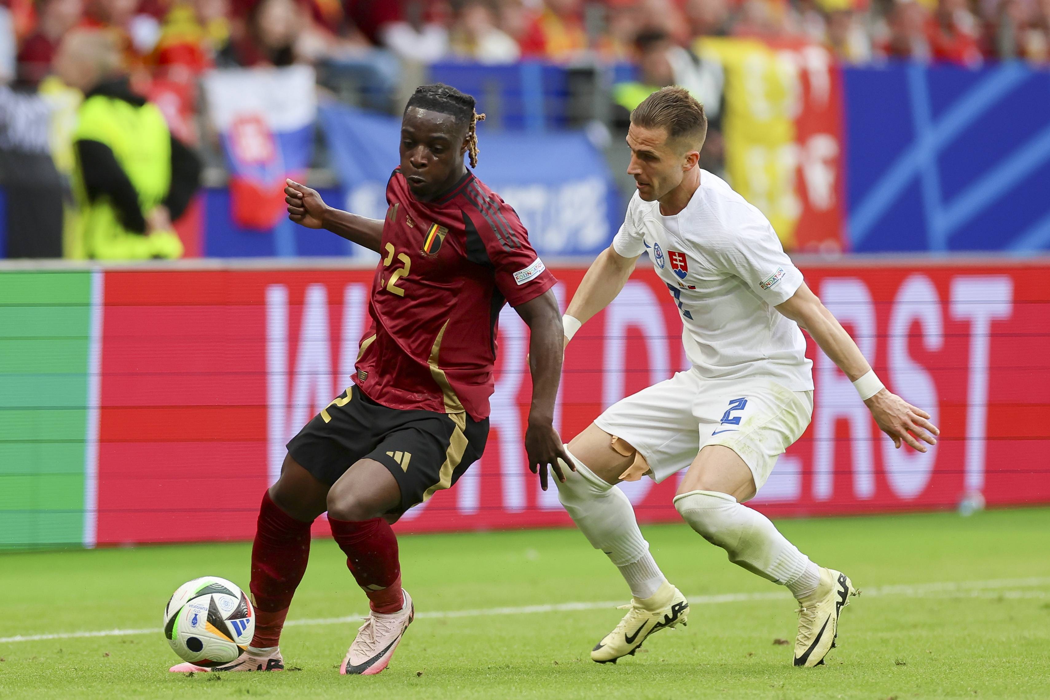 意甲集结日再迎强敌；辽宁本钢防线松动；主帅态度——话题不断；团队化学反应显著的简单介绍-开云